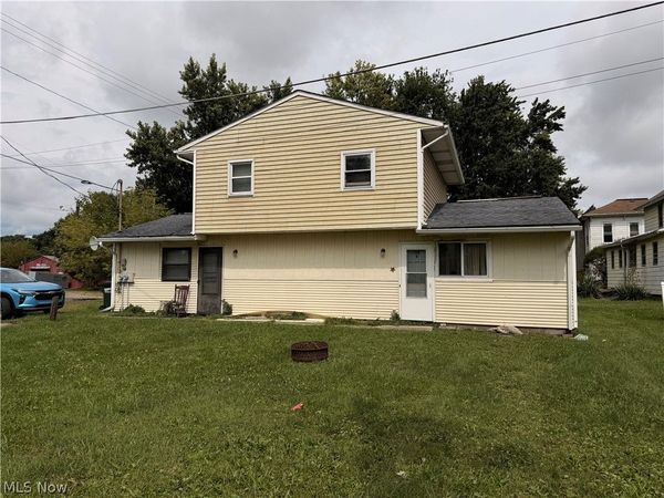 120 N Main Street , Creston, OH 44217