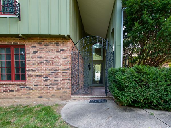 1010 32nd Street, West Des Moines, IA 50266