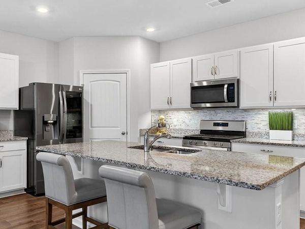 7129 Sunny Parks Dr, White House, TN 37188