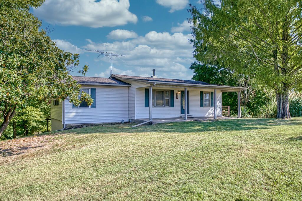 7334 Pleasant Ridge Rd, Sparta, TN 38583 Main Photo
