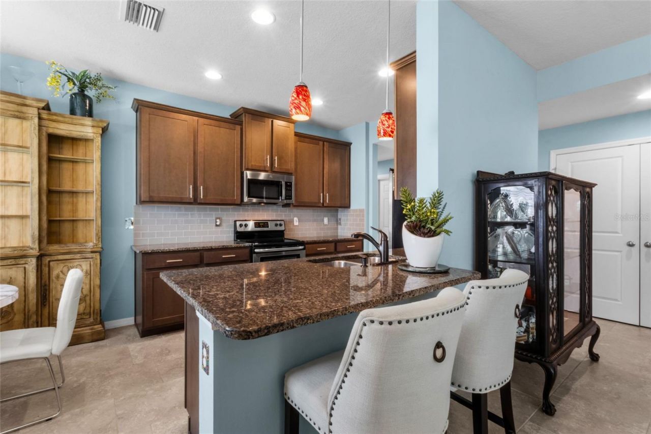 8312 Enclave Way, Unit 103, Sarasota, FL 34243 Photo
