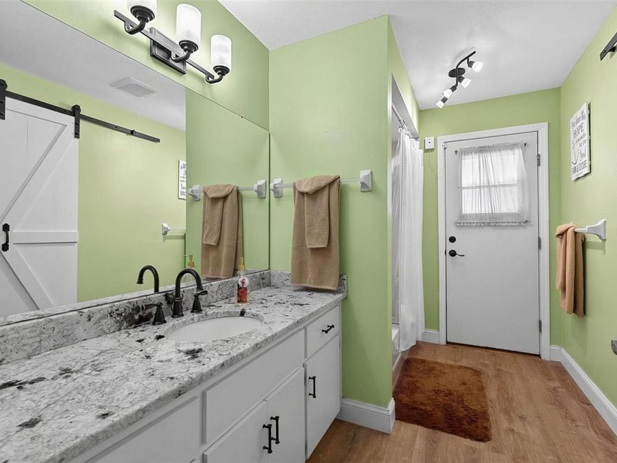 Property Image 72