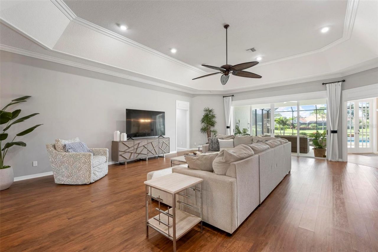 434 Tremingham Way, Venice, FL 34293 Photo