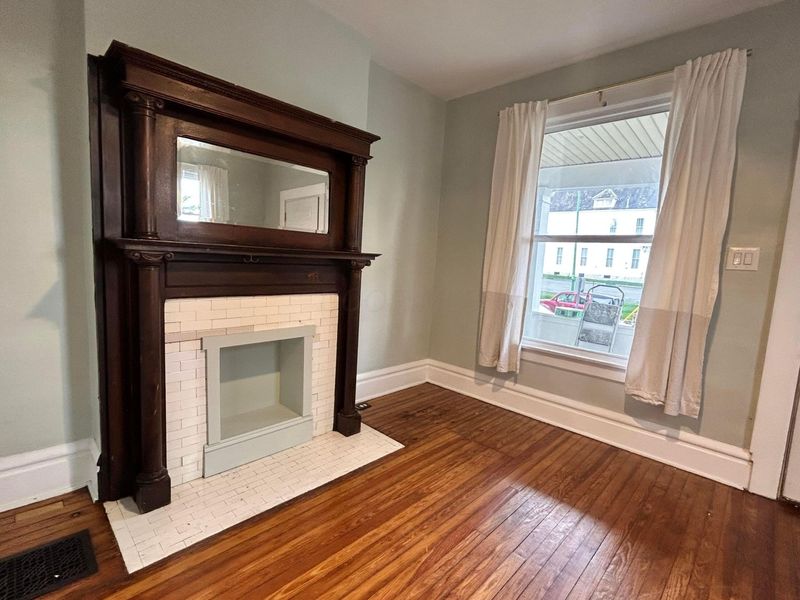 26-28 W Maynard Avenue, Columbus, OH 43202 Photo 2