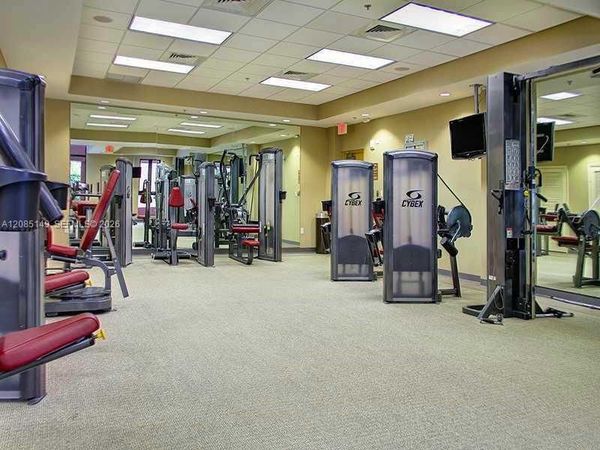8395 SW 73rd Ave, Unit 309, Miami, FL 33143