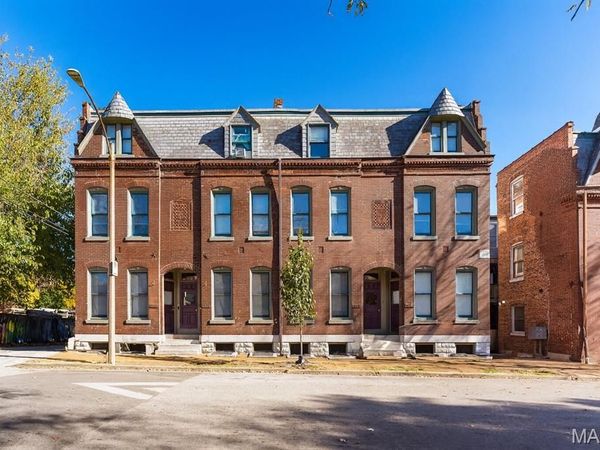 1916 Menard Street , St Louis, MO 63104