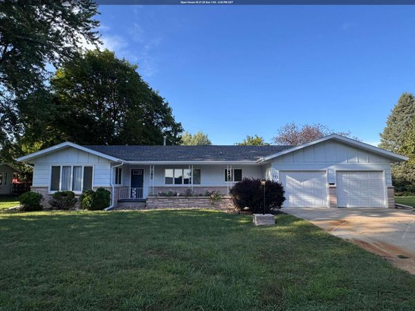 521 Douglas St, Merrill, IA 51038