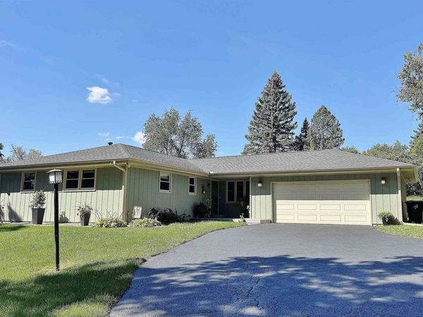 12632 NORTH GATE Road, ROSCOE, IL 61073
