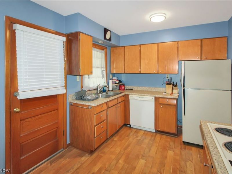 611 Alice Street, Port Clinton, OH 43452 Photo 14