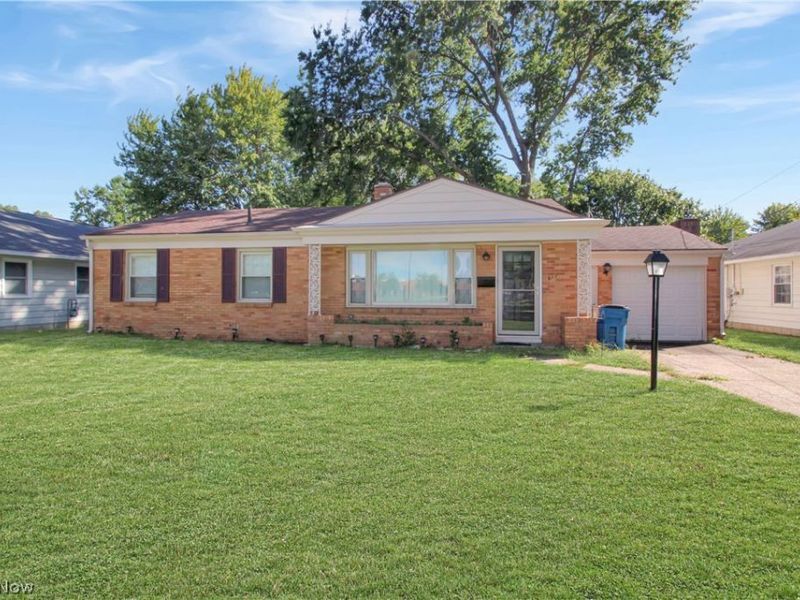 611 Alice Street, Port Clinton, OH 43452 Photo 2