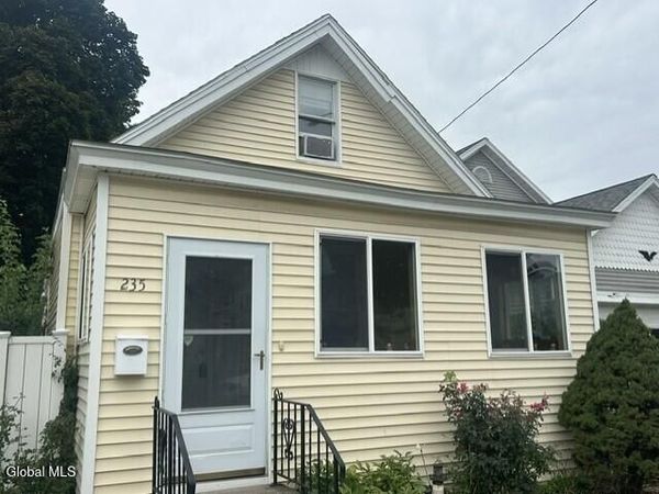 235 4th Avenue, Troy, NY 12180