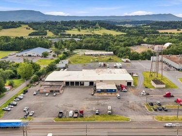 3226 NORTH VALLEY PIKE, HARRISONBURG, VA 22801