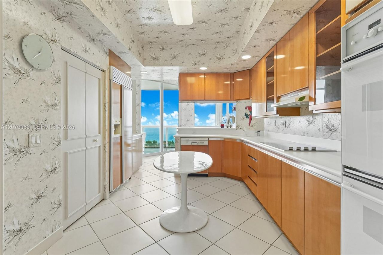 21150 Point Pl , Unit 3004, Aventura, FL 33180 Photo