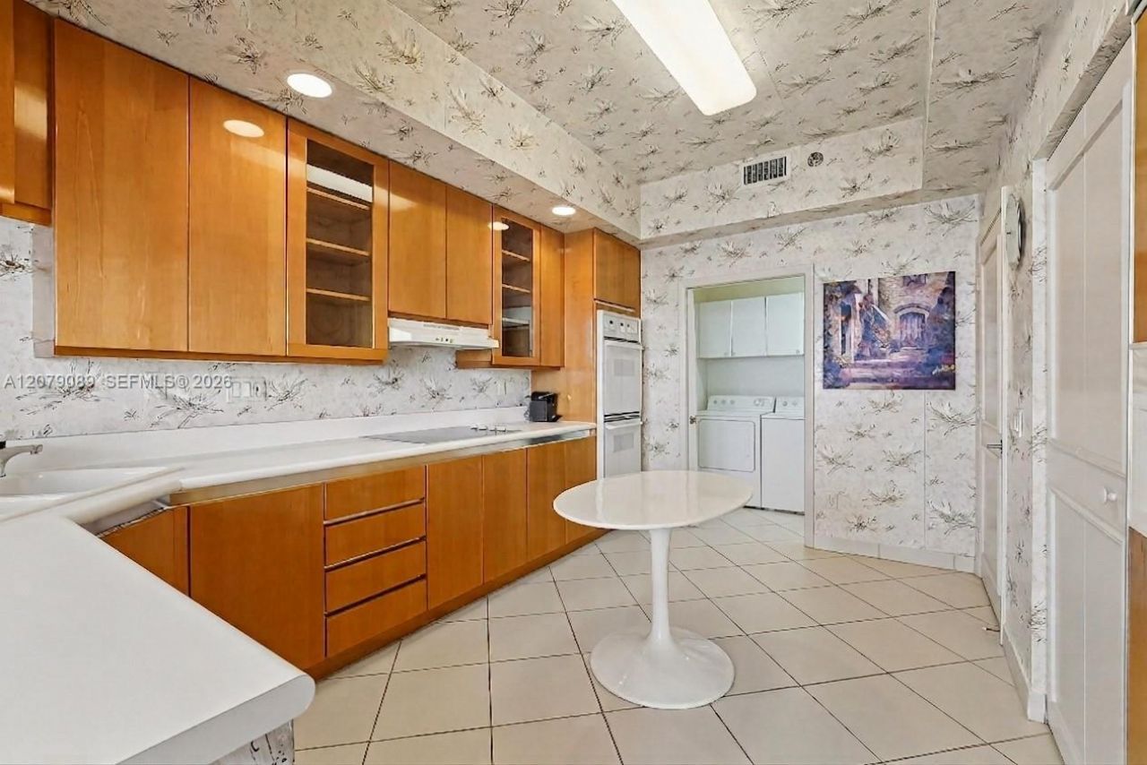 21150 Point Pl , Unit 3004, Aventura, FL 33180 Photo