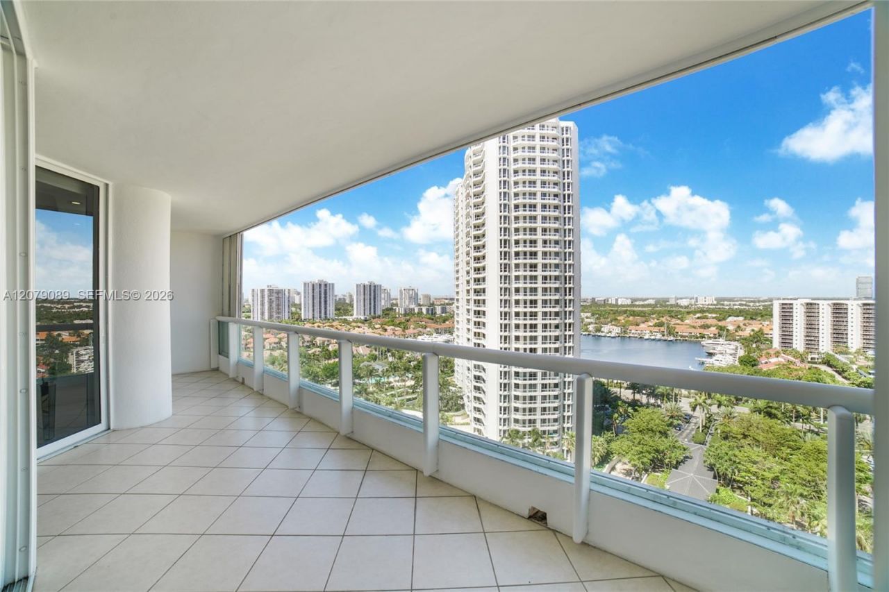 21150 Point Pl , Unit 3004, Aventura, FL 33180 Photo