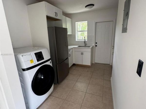 NW 5 AVE 1521 , Unit 1-2, Fort Lauderdale, FL 33311