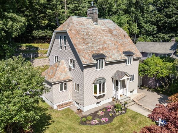 43 Laconia Rd, Worcester, MA 01609