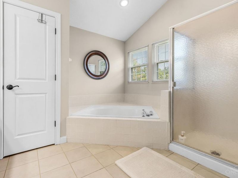 9944 Kerr Cemetery Road, Loveland, OH 45140 Photo 24