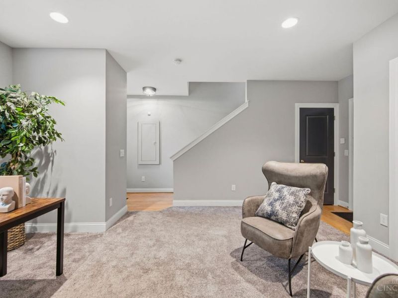 3118 Woodburn Avenue, Cincinnati, OH 45207 Photo 5