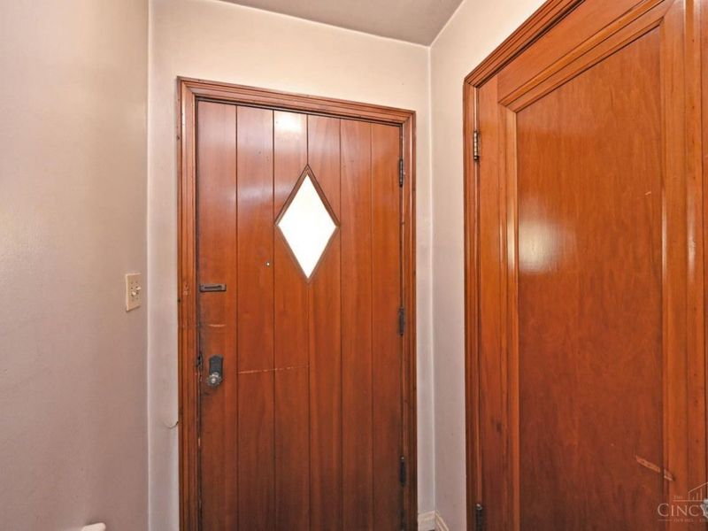 5645 Colerain Avenue, Cincinnati, OH 45239 Photo 12