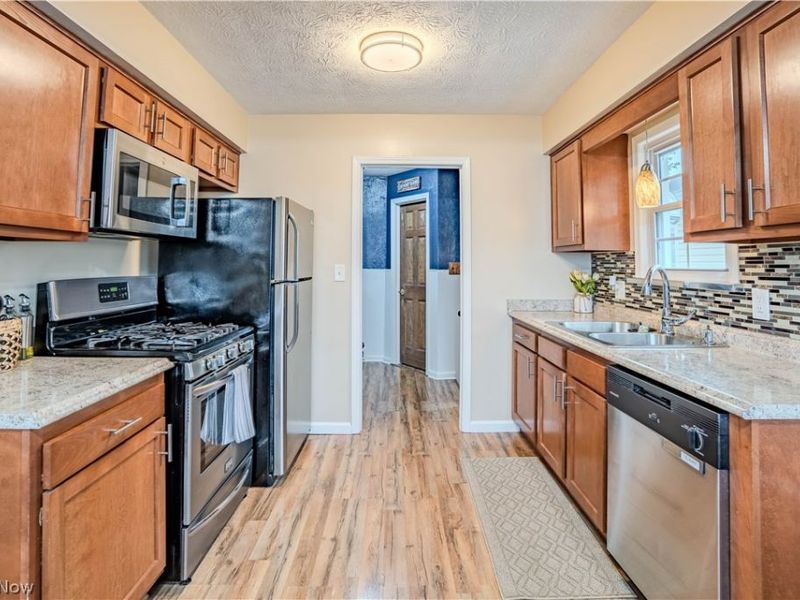 5703 Haverhill Avenue, Parma, OH 44129 Photo 16