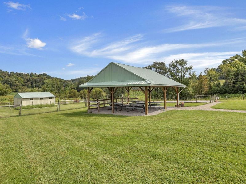 9065 Clay Pike Road, Chandlersville, OH 43727 Photo 37