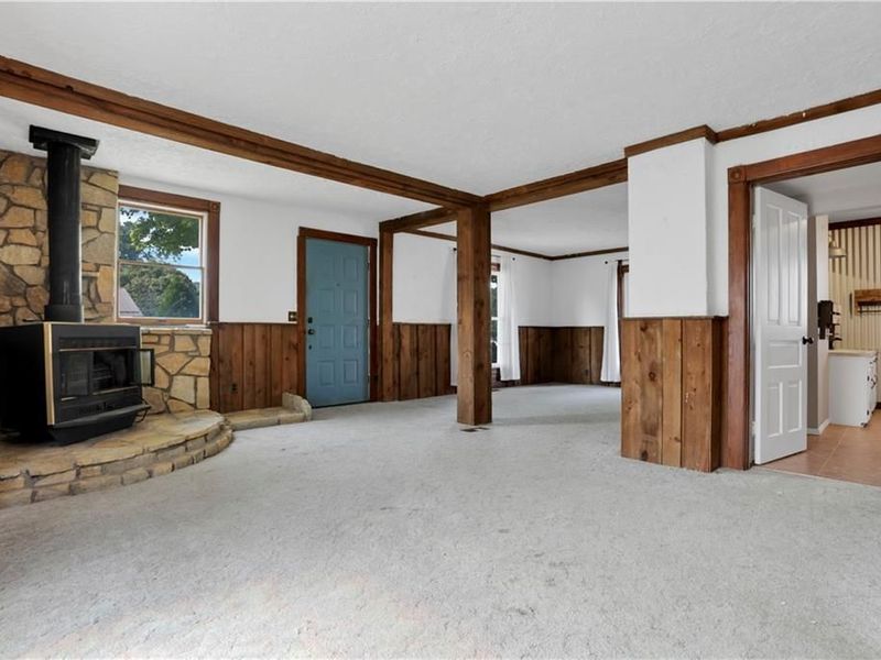 156 N Sugar Street, Saint Louisville, OH 43071 Photo 4