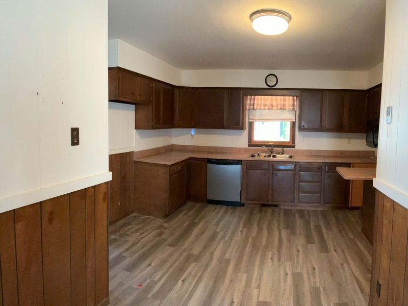 156 N Sugar Street, Saint Louisville, OH 43071 Photo 9