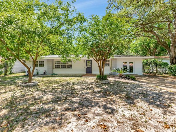 8 SE Waynel Circle, Fort Walton Beach, FL 32548