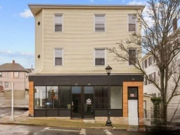 337 Columbia Street, Unit 2N, Fall River, MA 02721