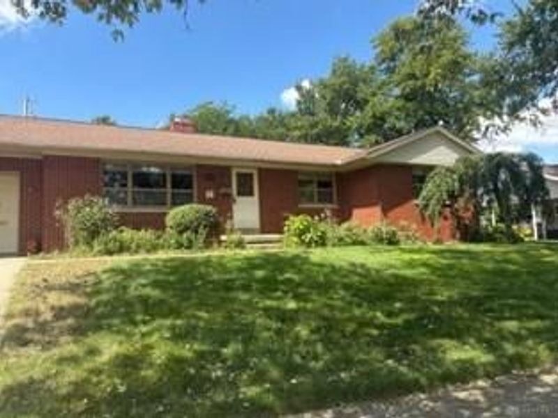 67 Amokee Place, Tipp City, OH 45371 Photo 2