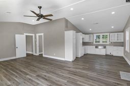 180 Artic Court photo 4
