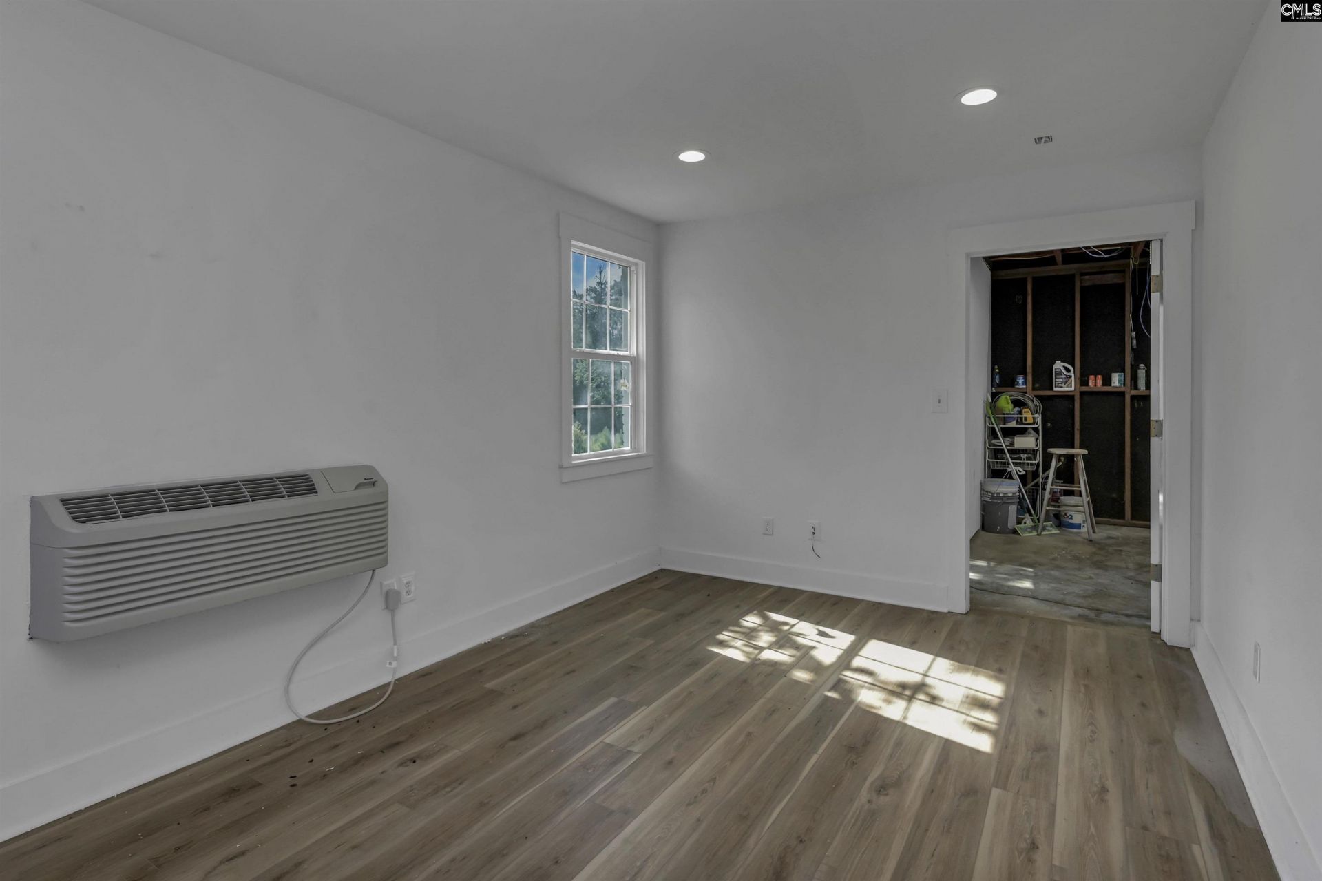 180 Artic Court Photo 30