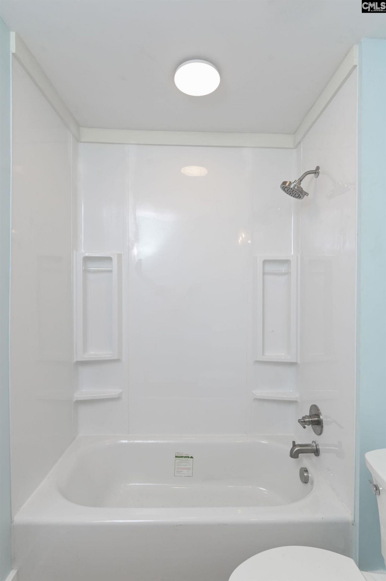 180 Artic Court Photo 33