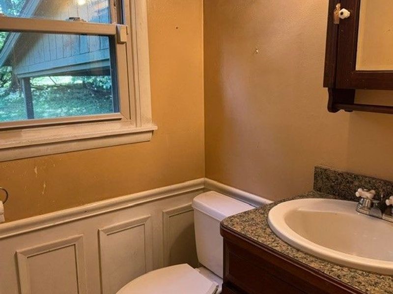 463 Colonial Drive, Youngstown, OH 44505 Photo 13
