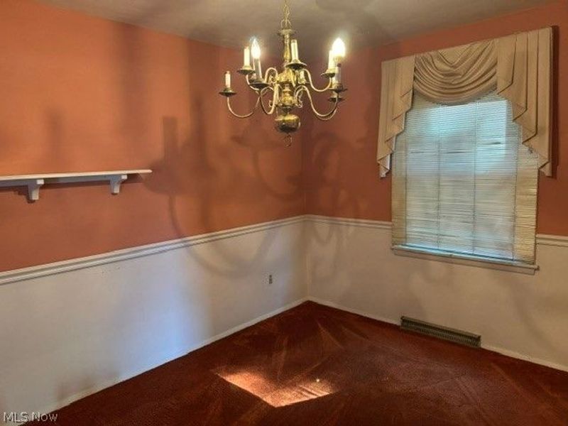 463 Colonial Drive, Youngstown, OH 44505 Photo 8
