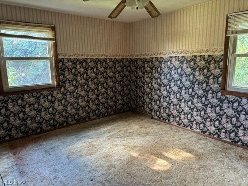463 Colonial Drive, Youngstown, OH 44505 Photo 9