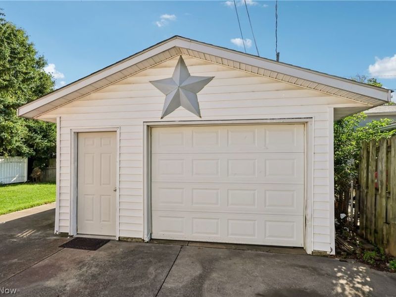4137 Gary Avenue , Lorain, OH 44055 Photo 22