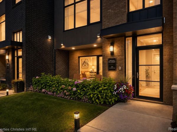 109 N Center Cove , Northville, Mi 48167