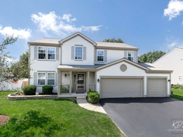 1829 Thornapple Way , Aurora, IL 60504