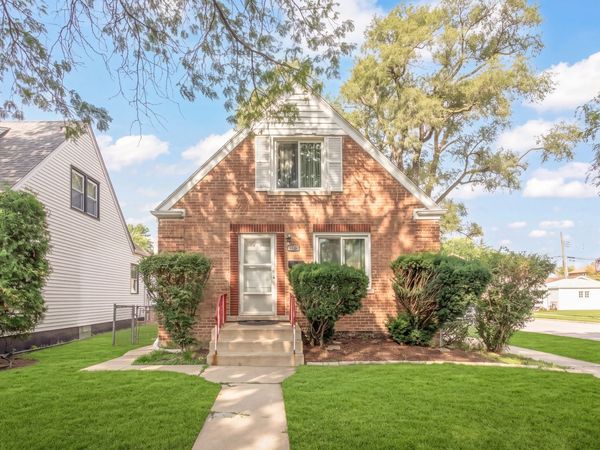 3354 N Paris Avenue , Chicago, IL 60634