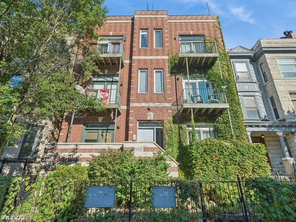3755 N Wilton Avenue , Unit 3SE, Chicago, IL 60613