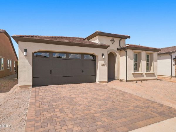 276 E BRACCIANO Avenue, Queen Creek, AZ 85140