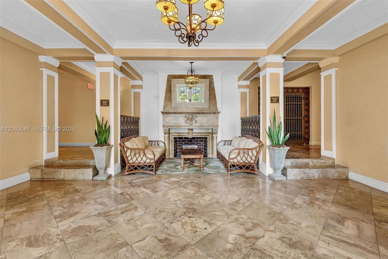 536 14th St, Unit 307, Miami Beach, FL 33139 Photo