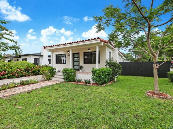 3640 SW 11th St , Miami, FL 33135