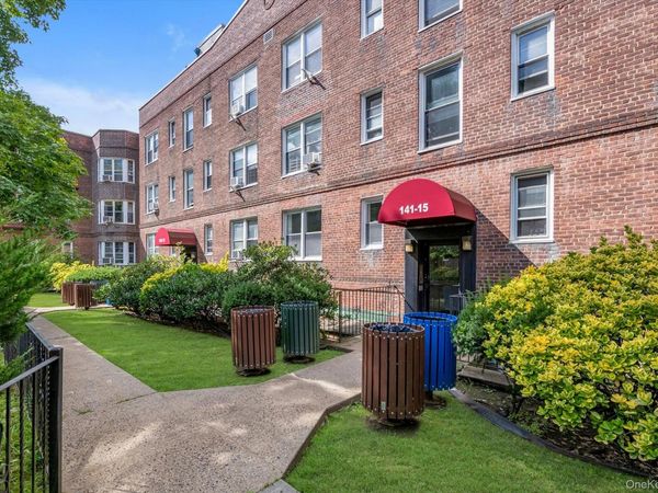 141-15 Union Turnpike , Unit 1-O, Flushing, NY 11367