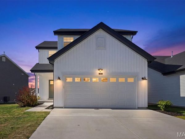 191 Crestfield Court, St Charles, MO 63301