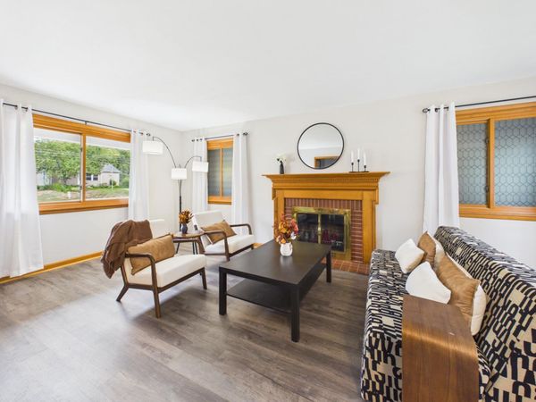 1209 Pine Street W, Stillwater, MN 55082