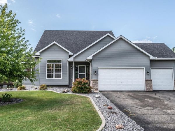 17091 Fairhill Avenue , Farmington, MN 55024