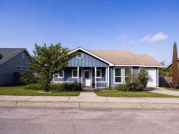 129 JASPER LN, Kerrville, TX 78028